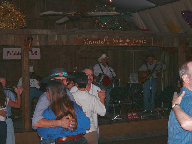 <b>am Tanzen (nicht wir....)